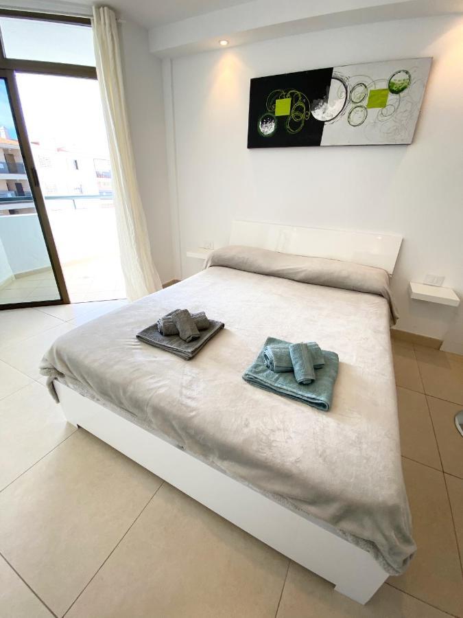 Aloha Summerland Vip Studio Sea & Pool View لوس كريستيانوس المظهر الخارجي الصورة